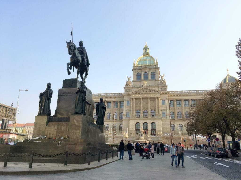 Prague Palace - Wenceslas Square Extérieur photo